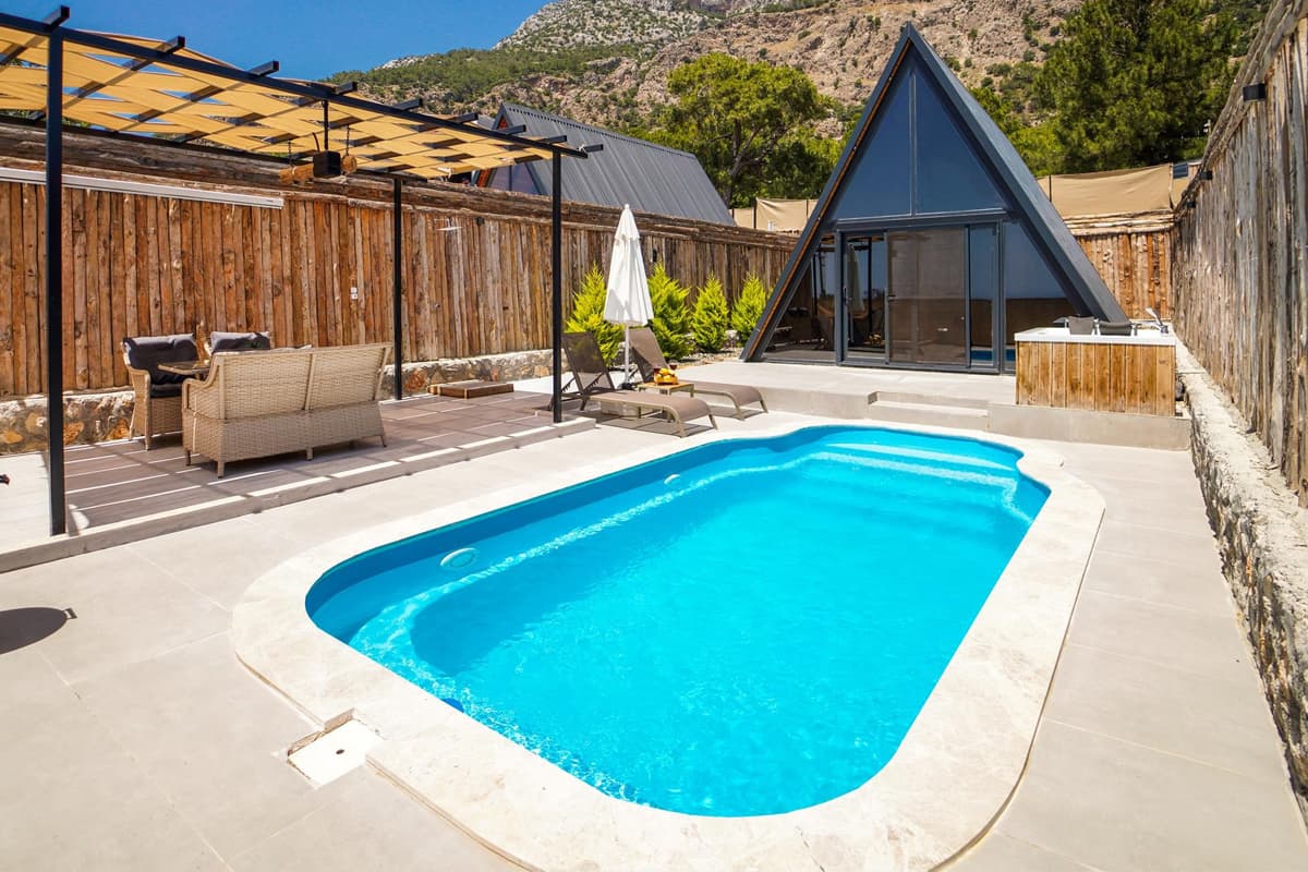 İzmir Prefabrik Havuz Yapımı